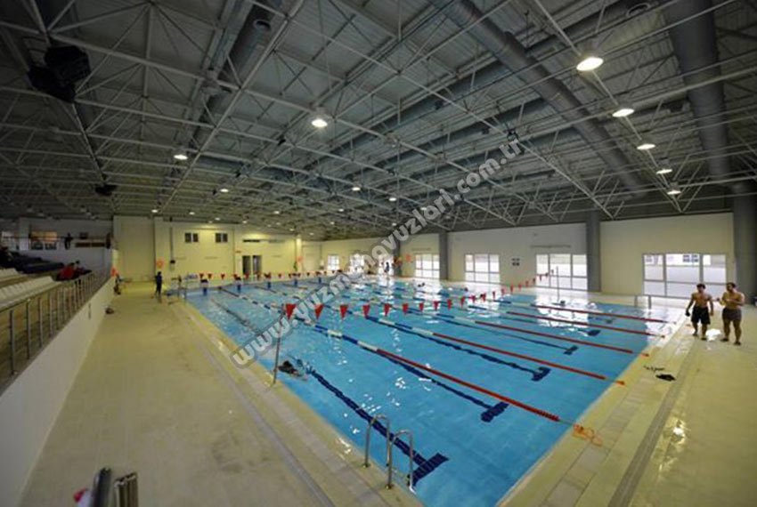 Düzce Üniversitesi Yüzme Havuzu