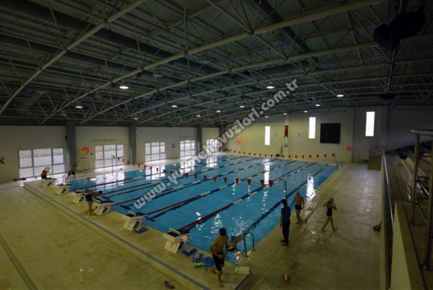 Düzce Üniversitesi Yüzme Havuzu